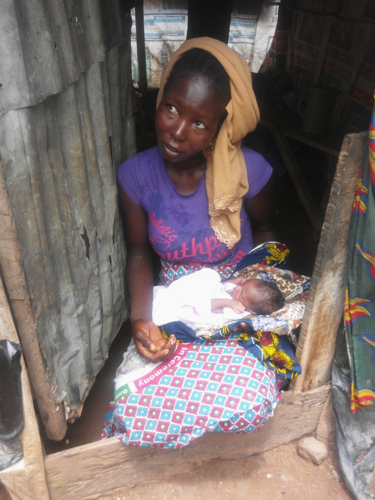 IDP woman who just gave birth to a baby boy with no medical attention 